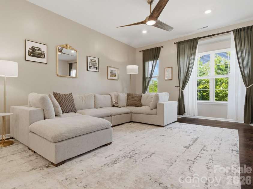 9812 Ainslie Downs Street, Charlotte, NC 28273.  MLS# CAR4375661, YatesRealty ID 22029. 