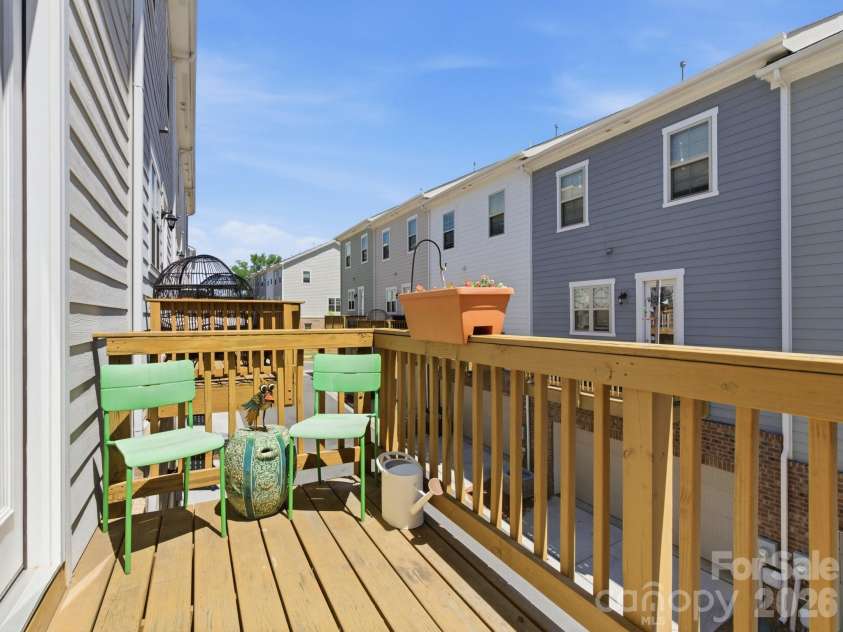 9812 Ainslie Downs Street, Charlotte, NC 28273.  MLS# CAR4375661, YatesRealty ID 22029. 