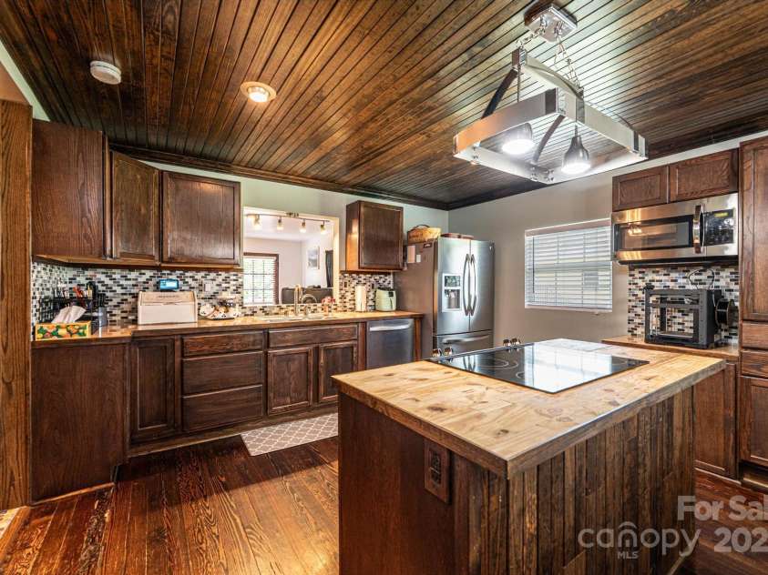 166 Duke Street, Granite Falls, NC 28630.  MLS# CAR4306753, YatesRealty ID 22030. 