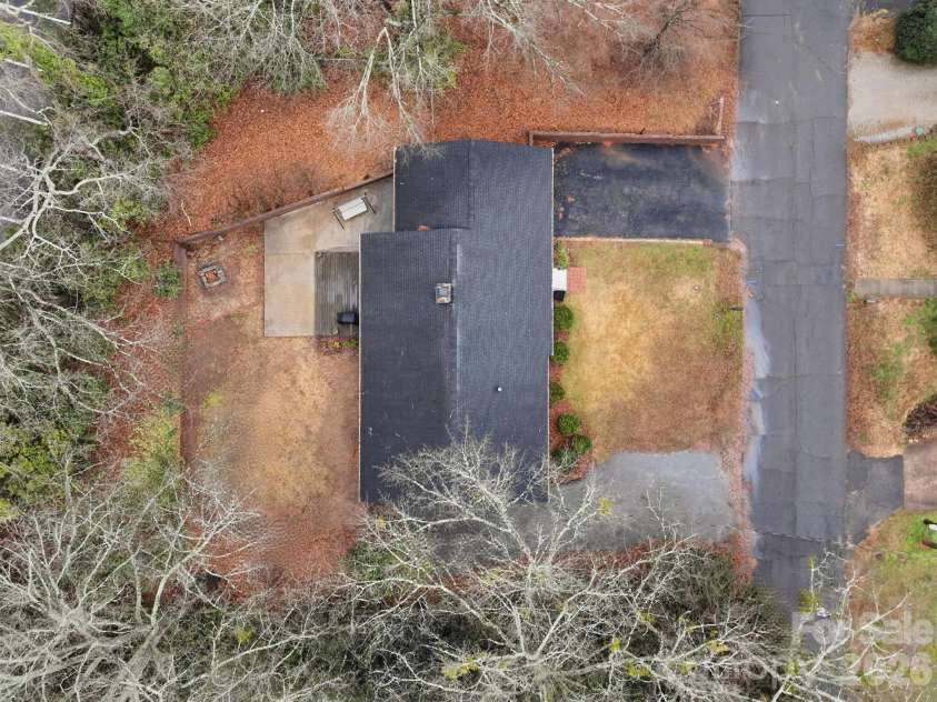 105 College Heights Boulevard, Clemson, SC 29631.  MLS# CAR4381552, YatesRealty ID 22031. 