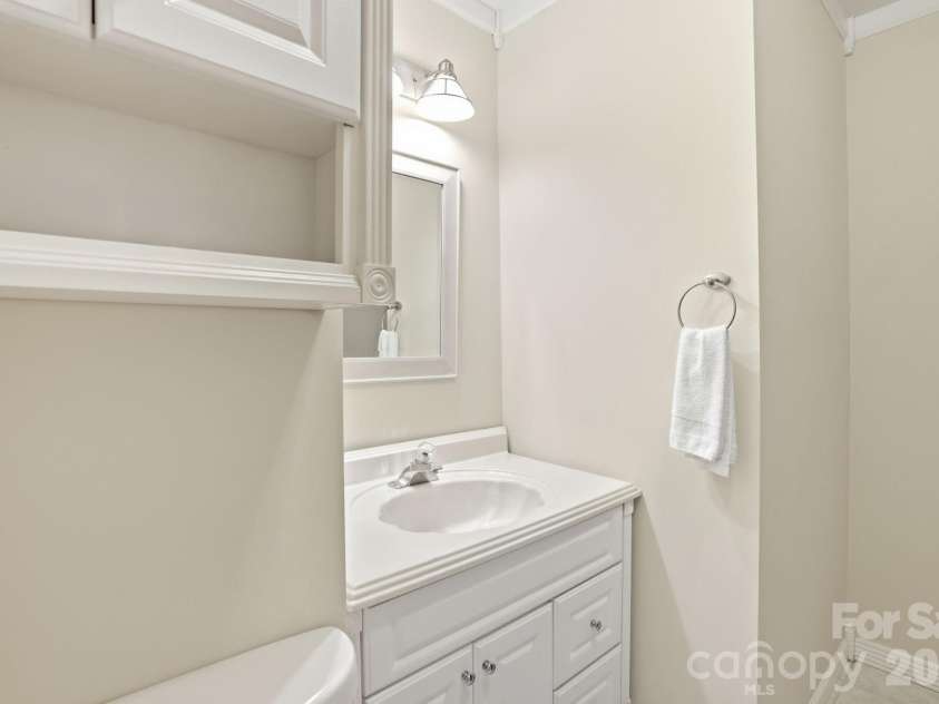 105 College Heights Boulevard, Clemson, SC 29631.  MLS# CAR4381552, YatesRealty ID 22031. 
