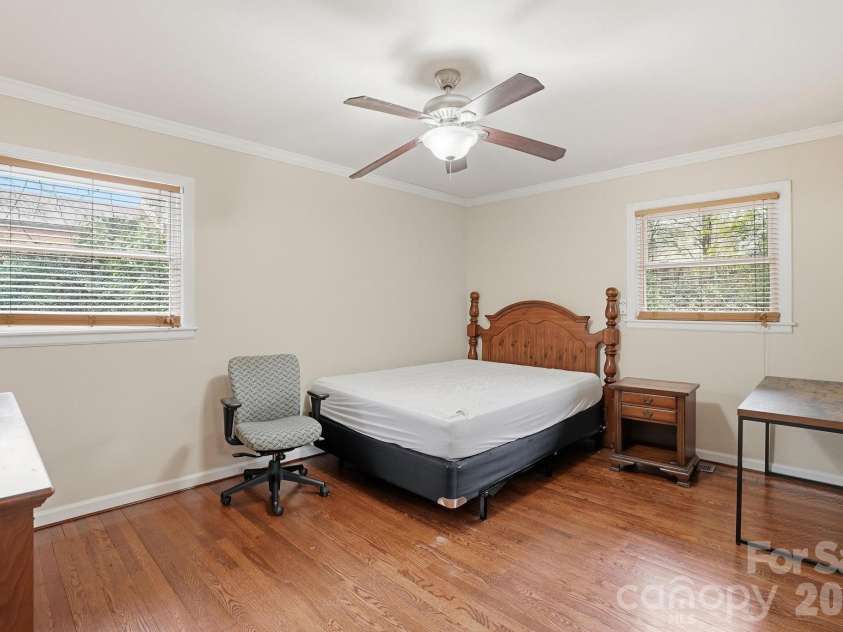 105 College Heights Boulevard, Clemson, SC 29631.  MLS# CAR4381552, YatesRealty ID 22031. 
