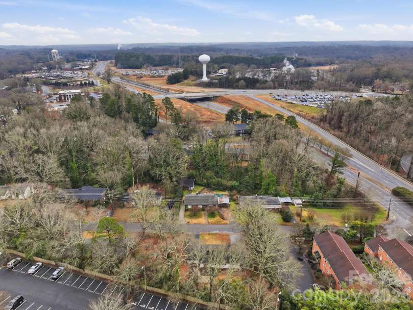 105 College Heights Boulevard, Clemson, SC 29631.  MLS# CAR4381552, YatesRealty ID 22031. 