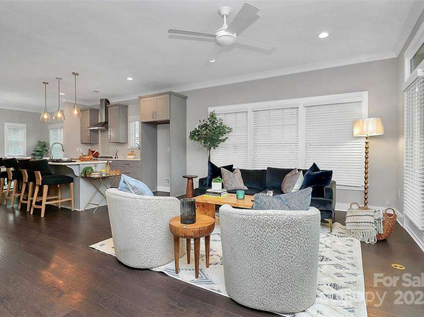 1412 4th Street, Charlotte, NC 28208.  MLS# CAR4246261, YatesRealty ID 22032. 