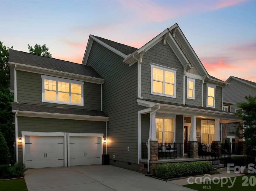 2028 Brightflower Lane, York, SC 29745.  MLS# CAR4380047, YatesRealty ID 22032. 
