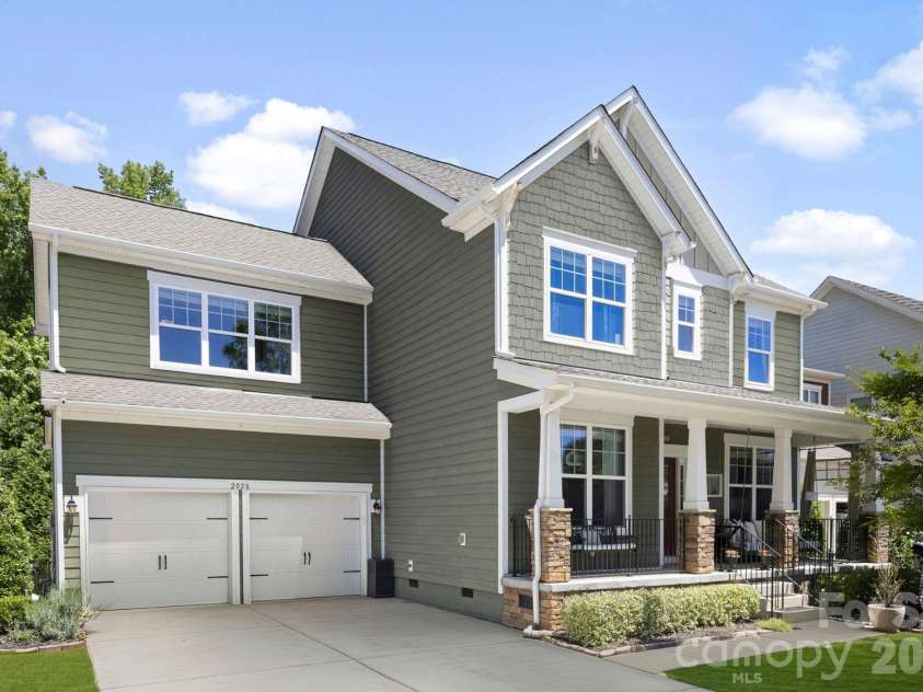 2028 Brightflower Lane, York, SC 29745.  MLS# CAR4380047, YatesRealty ID 22032. 