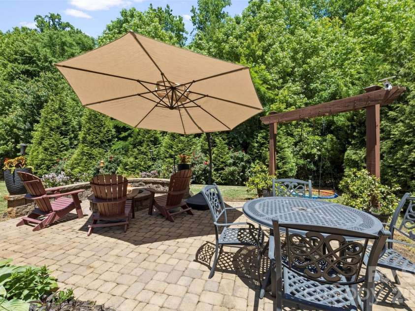 2028 Brightflower Lane, York, SC 29745.  MLS# CAR4380047, YatesRealty ID 22032. 