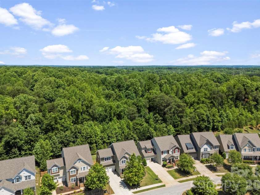 2028 Brightflower Lane, York, SC 29745.  MLS# CAR4380047, YatesRealty ID 22032. 