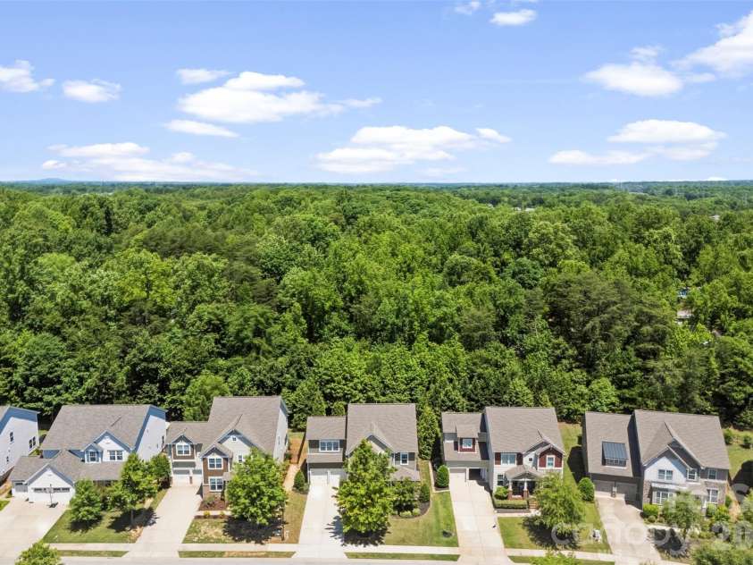2028 Brightflower Lane, York, SC 29745.  MLS# CAR4380047, YatesRealty ID 22032. 