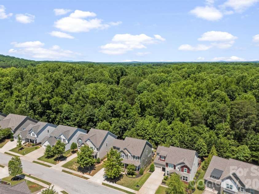 2028 Brightflower Lane, York, SC 29745.  MLS# CAR4380047, YatesRealty ID 22032. 