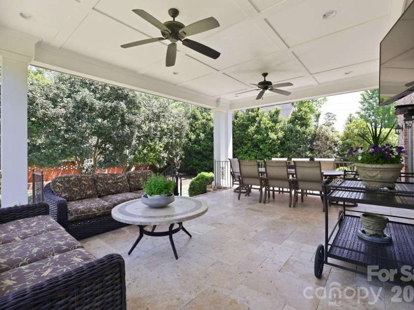 1909 Maryland Avenue, Charlotte, NC 28209.  MLS# CAR4382201, YatesRealty ID 22033. 
