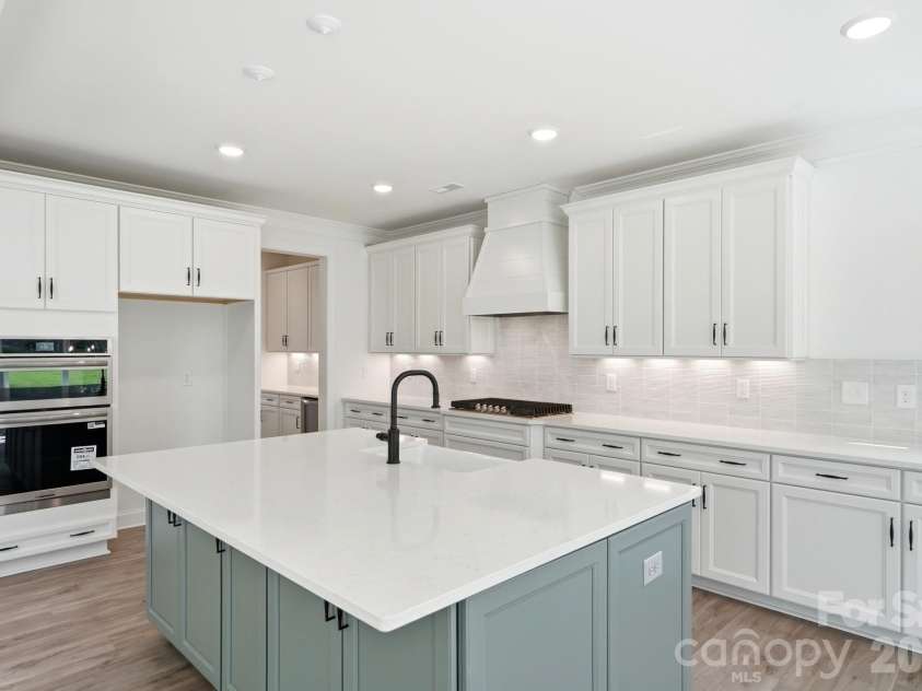 5068 McLaughlin Loop, Waxhaw, NC 28173.  MLS# CAR4375296, YatesRealty ID 22034. 