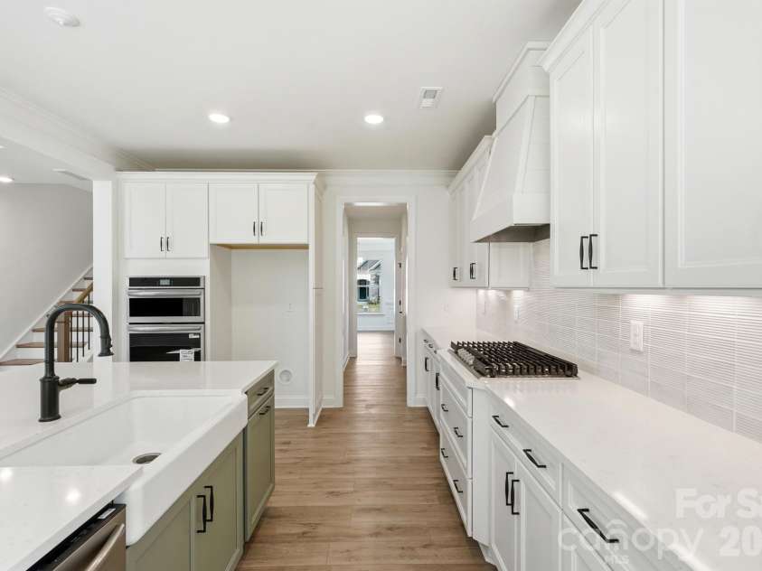 5068 McLaughlin Loop, Waxhaw, NC 28173.  MLS# CAR4375296, YatesRealty ID 22034. 