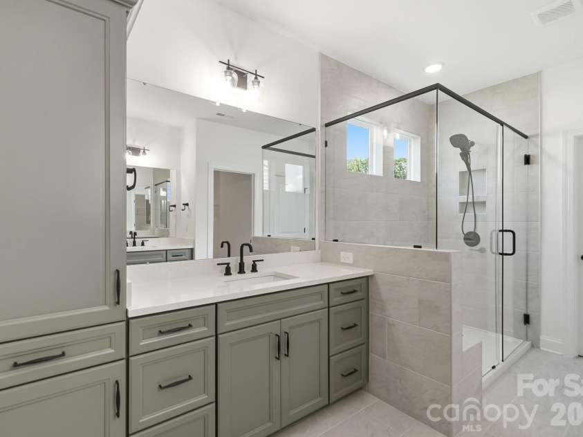 5068 McLaughlin Loop, Waxhaw, NC 28173.  MLS# CAR4375296, YatesRealty ID 22034. 