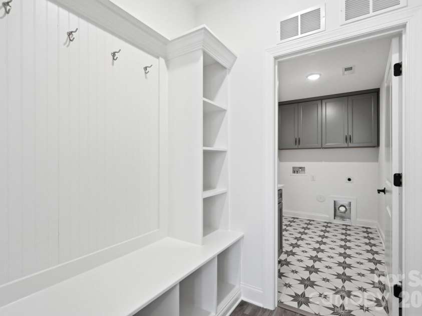 5068 McLaughlin Loop, Waxhaw, NC 28173.  MLS# CAR4375296, YatesRealty ID 22034. 