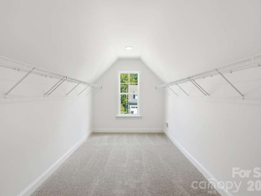 5068 McLaughlin Loop, Waxhaw, NC 28173.  MLS# CAR4375296, YatesRealty ID 22034. 