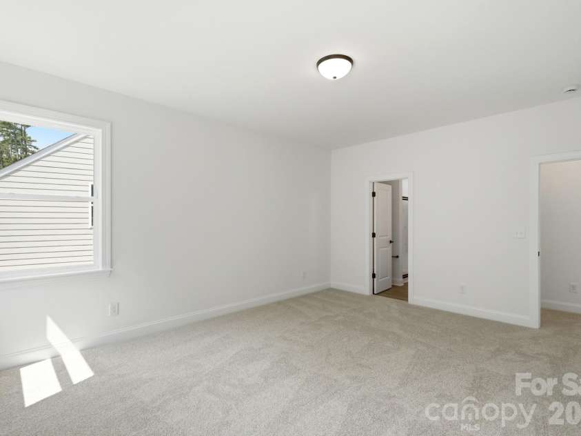 5068 McLaughlin Loop, Waxhaw, NC 28173.  MLS# CAR4375296, YatesRealty ID 22034. 