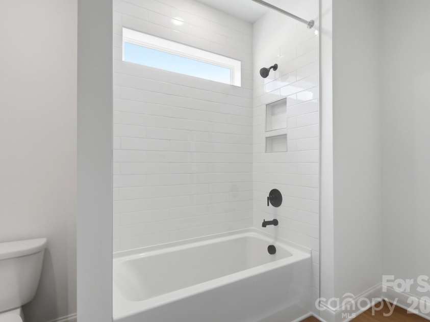 5068 McLaughlin Loop, Waxhaw, NC 28173.  MLS# CAR4375296, YatesRealty ID 22034. 