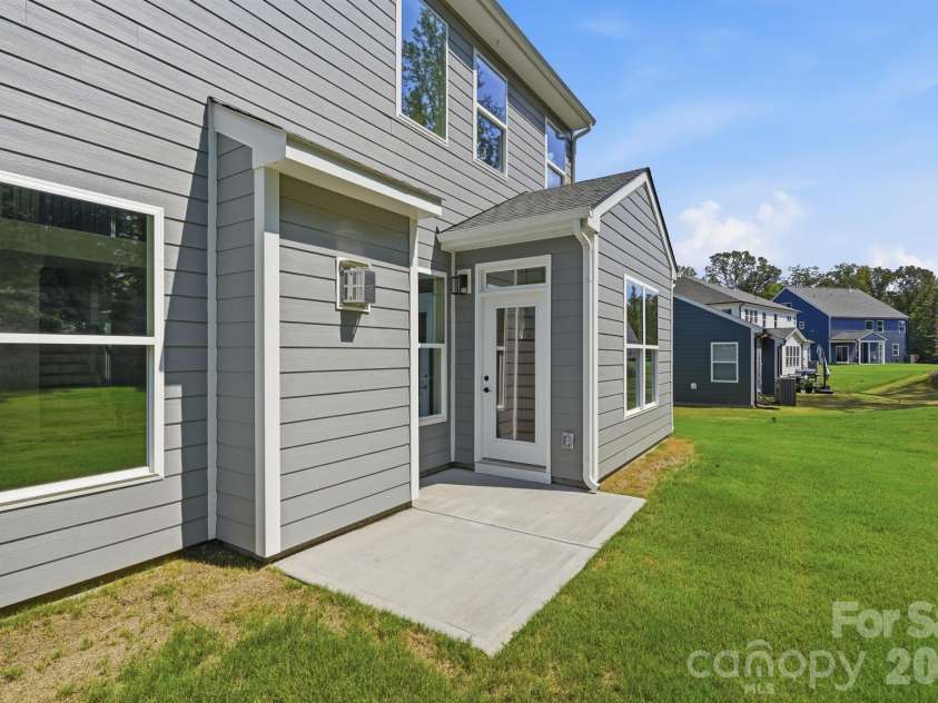 5068 McLaughlin Loop, Waxhaw, NC 28173.  MLS# CAR4375296, YatesRealty ID 22034. 