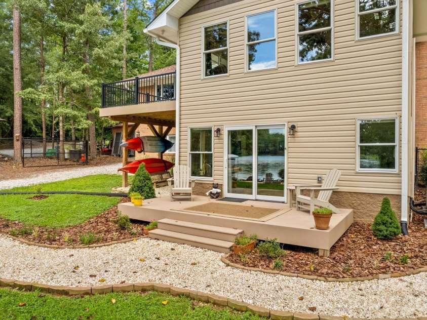 260 Knollwood Drive, Salisbury, NC 28146.  MLS# CAR4381528, YatesRealty ID 22035. Back deck