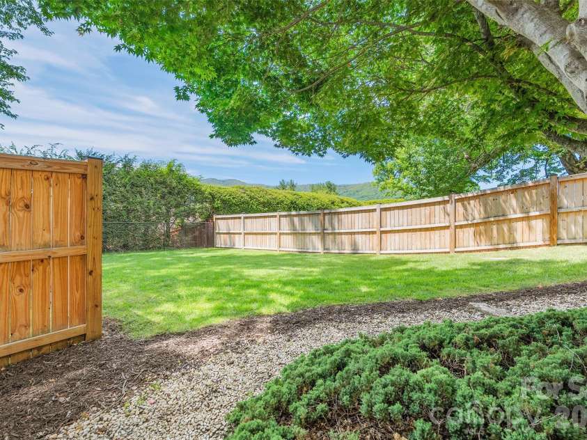 142 Country Club Drive, Waynesville, NC 28786.  MLS# CAR4400714, YatesRealty ID 22036. 