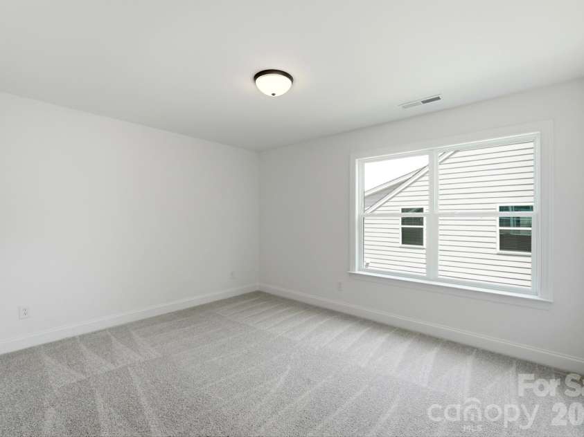 722 Clovis Street, Rock Hill, SC 29730.  MLS# CAR4375273, YatesRealty ID 22037. Upper level bedroom