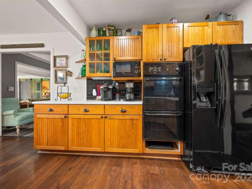 64 Persimmon Hill Drive, Columbus, NC 28722.  MLS# CAR4257157, YatesRealty ID 22038. Kitchen