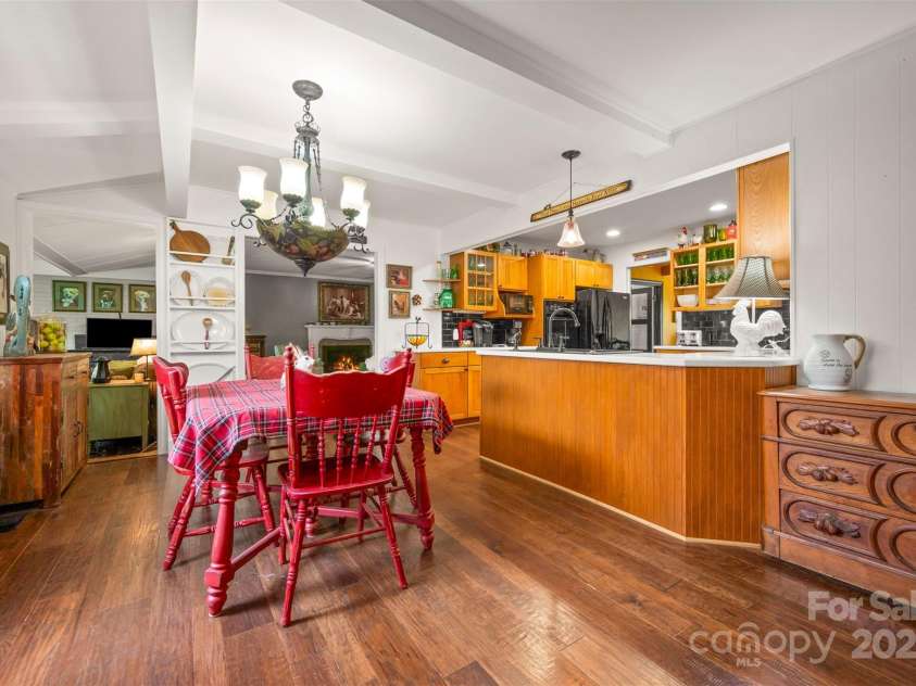 64 Persimmon Hill Drive, Columbus, NC 28722.  MLS# CAR4257157, YatesRealty ID 22038. Kitchen space