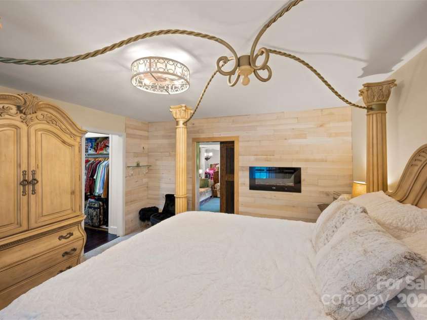 64 Persimmon Hill Drive, Columbus, NC 28722.  MLS# CAR4257157, YatesRealty ID 22038. Master Bedroom
