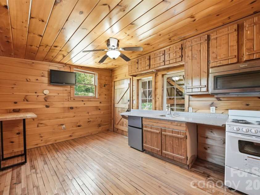 81 +/- Acres 2967 Roby Martin Road, Lenoir, NC 28645.  MLS# CAR4382280, YatesRealty ID 22039. 