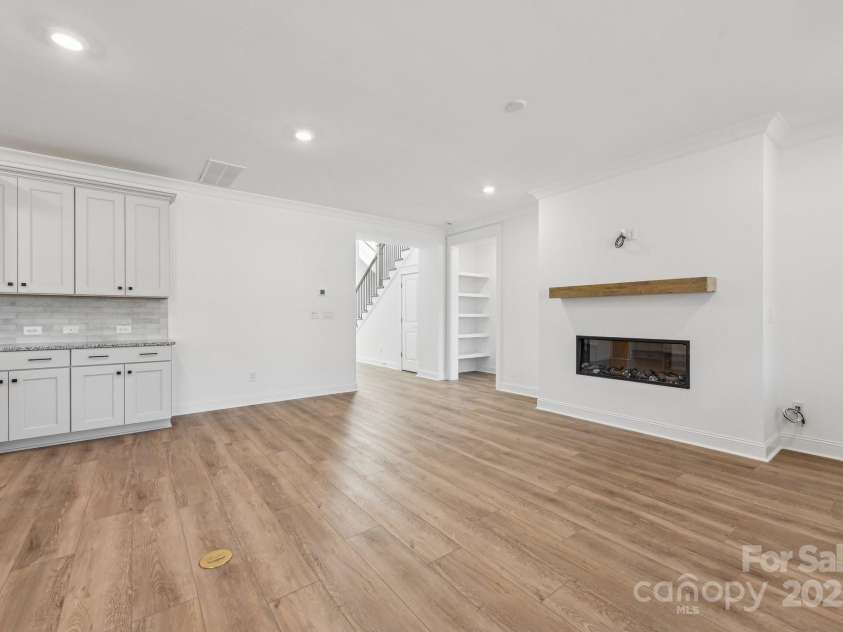 148 Windy Dell Drive, Tega Cay, SC 29708.  MLS# CAR4204504, YatesRealty ID 2204. Great Room