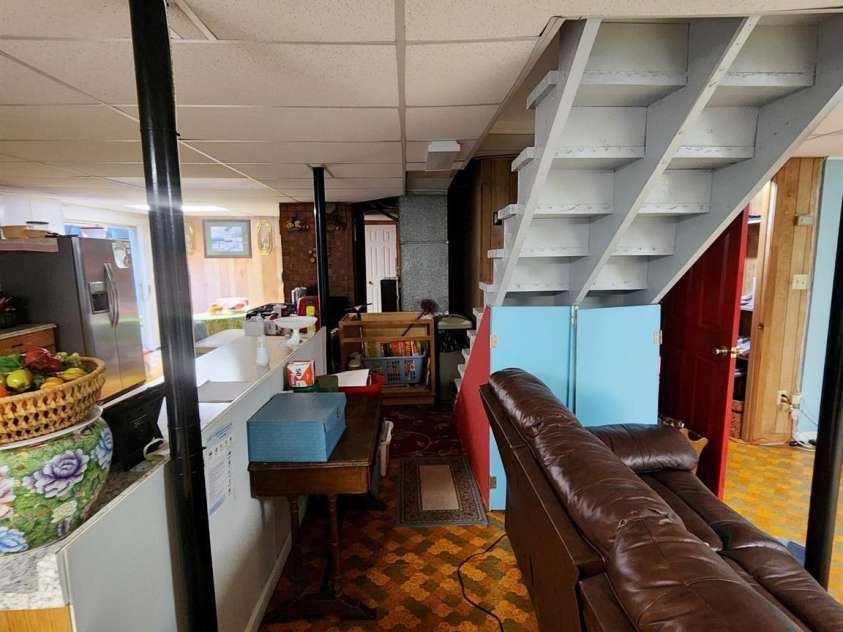 406 Caldwell Avenue, Newton, NC 28658.  MLS# CAR4248372, YatesRealty ID 2204. 