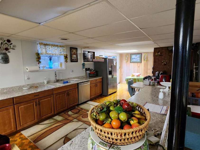 406 Caldwell Avenue, Newton, NC 28658.  MLS# CAR4248372, YatesRealty ID 2204. 