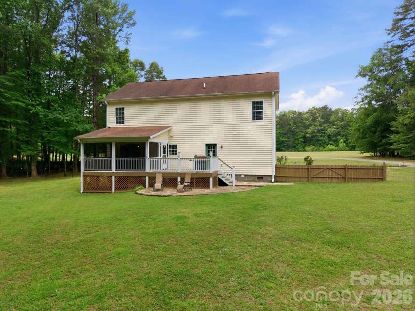 305 Hedrick Lambe Drive, Salisbury, NC 28146.  MLS# CAR4381504, YatesRealty ID 22040. 