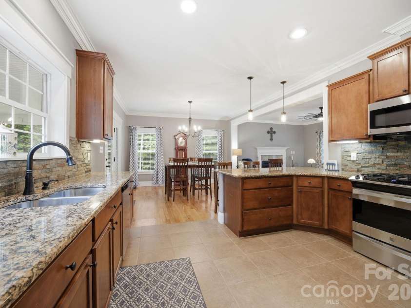 305 Hedrick Lambe Drive, Salisbury, NC 28146.  MLS# CAR4381504, YatesRealty ID 22040. 