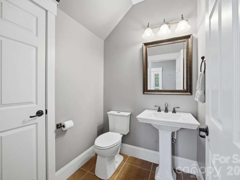 305 Hedrick Lambe Drive, Salisbury, NC 28146.  MLS# CAR4381504, YatesRealty ID 22040. Half Bath Main