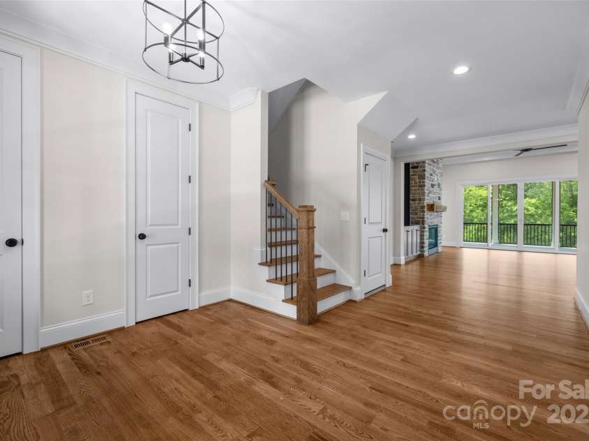 537 Riddle Mill Road, Clover, SC 29710.  MLS# CAR4272387, YatesRealty ID 22040. 