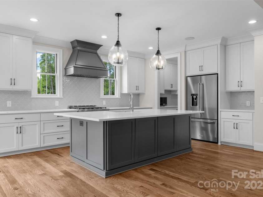 537 Riddle Mill Road, Clover, SC 29710.  MLS# CAR4272387, YatesRealty ID 22040. 