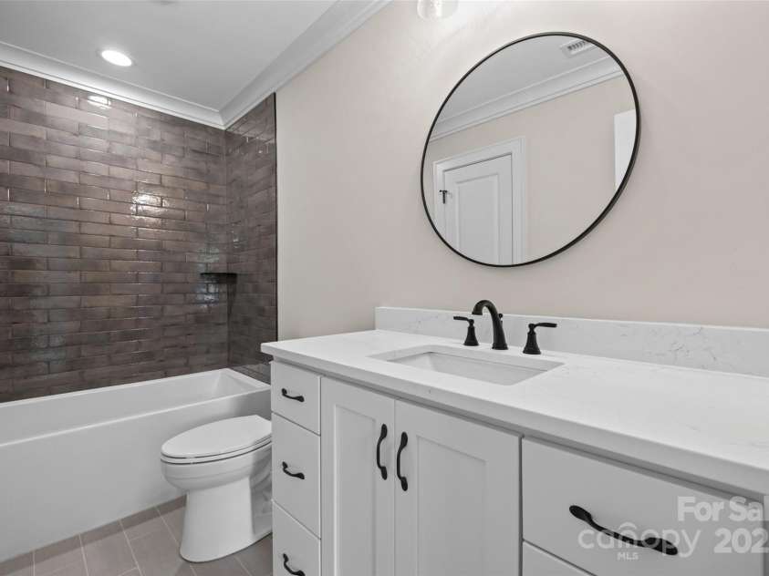 537 Riddle Mill Road, Clover, SC 29710.  MLS# CAR4272387, YatesRealty ID 22040. 