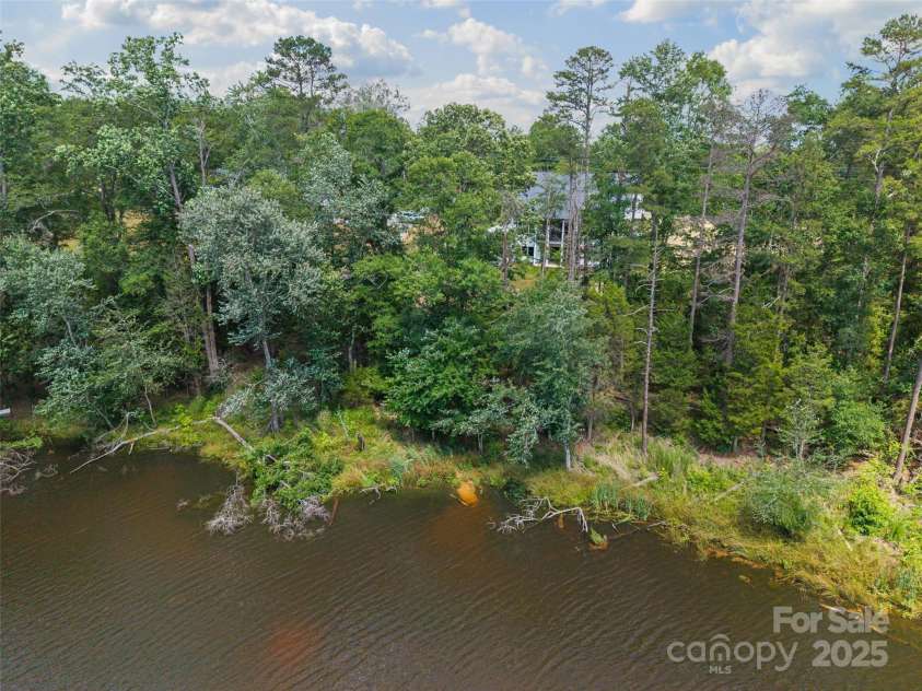 537 Riddle Mill Road, Clover, SC 29710.  MLS# CAR4272387, YatesRealty ID 22040. 