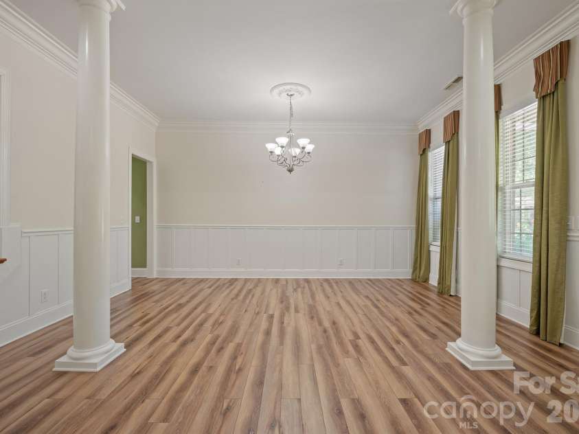 4109 Exbury Gardens Drive, Waxhaw, NC 28173.  MLS# CAR4382310, YatesRealty ID 22041. 