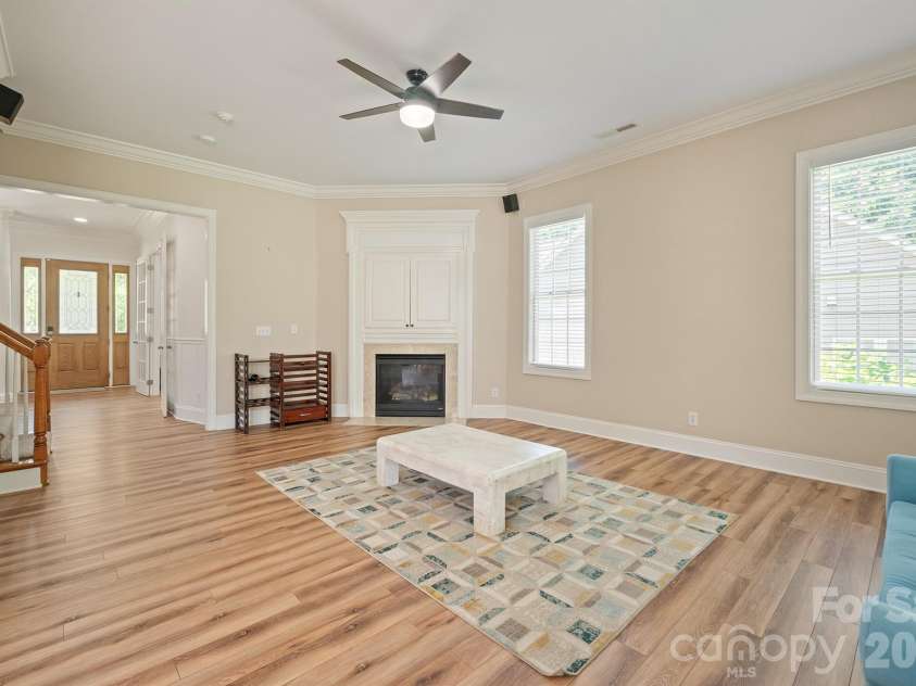 4109 Exbury Gardens Drive, Waxhaw, NC 28173.  MLS# CAR4382310, YatesRealty ID 22041. 