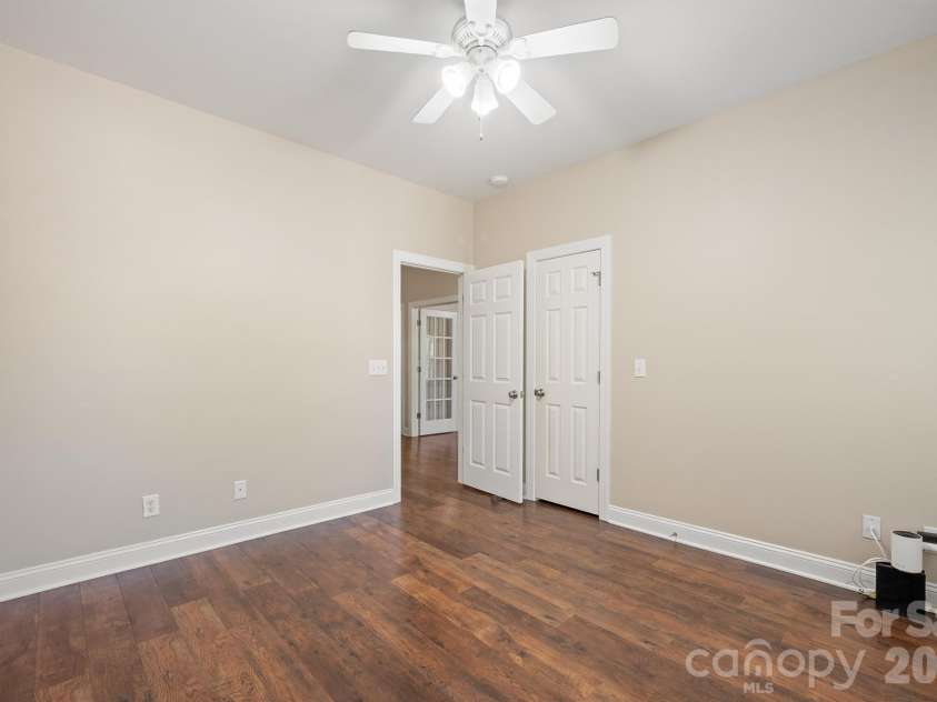 4109 Exbury Gardens Drive, Waxhaw, NC 28173.  MLS# CAR4382310, YatesRealty ID 22041. 