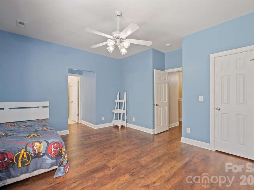 4109 Exbury Gardens Drive, Waxhaw, NC 28173.  MLS# CAR4382310, YatesRealty ID 22041. 
