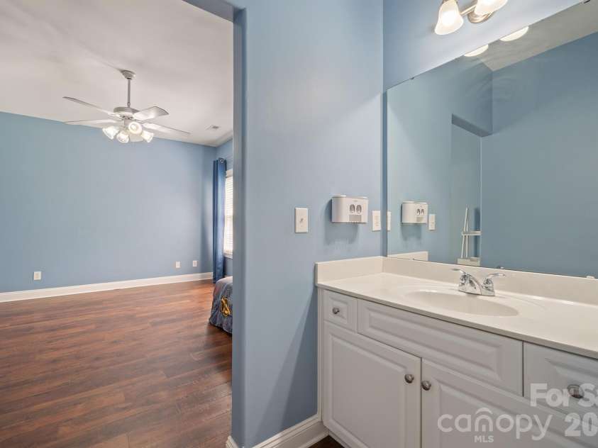 4109 Exbury Gardens Drive, Waxhaw, NC 28173.  MLS# CAR4382310, YatesRealty ID 22041. 