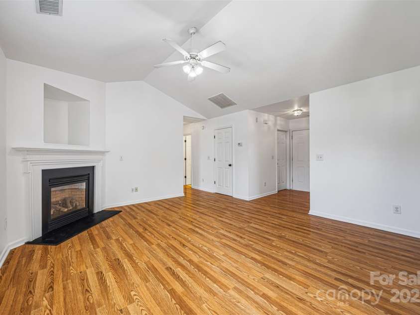 4697 Madeline Drive, Rock Hill, SC 29732.  MLS# CAR4272547, YatesRealty ID 22041. 