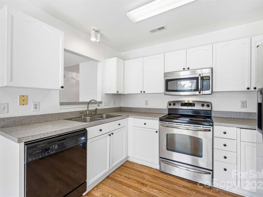 4697 Madeline Drive, Rock Hill, SC 29732.  MLS# CAR4272547, YatesRealty ID 22041. 