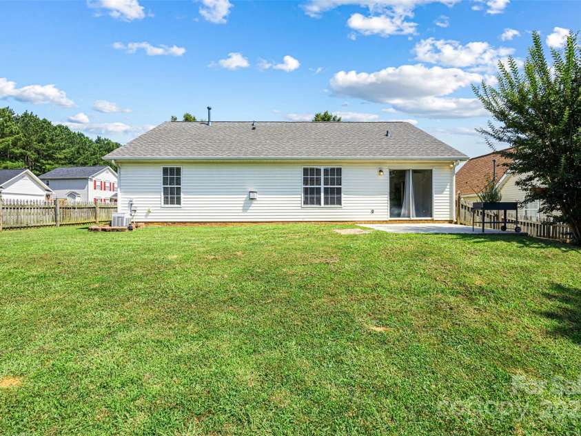 4697 Madeline Drive, Rock Hill, SC 29732.  MLS# CAR4272547, YatesRealty ID 22041. 