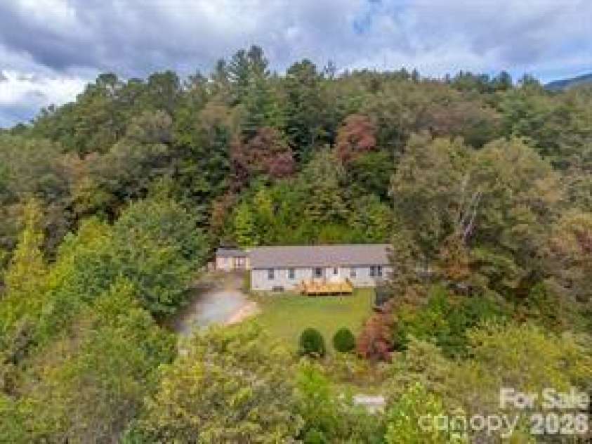 179 Fresh Water Ridge, Whittier, NC 28789.  MLS# CAR4382072, YatesRealty ID 22042. 