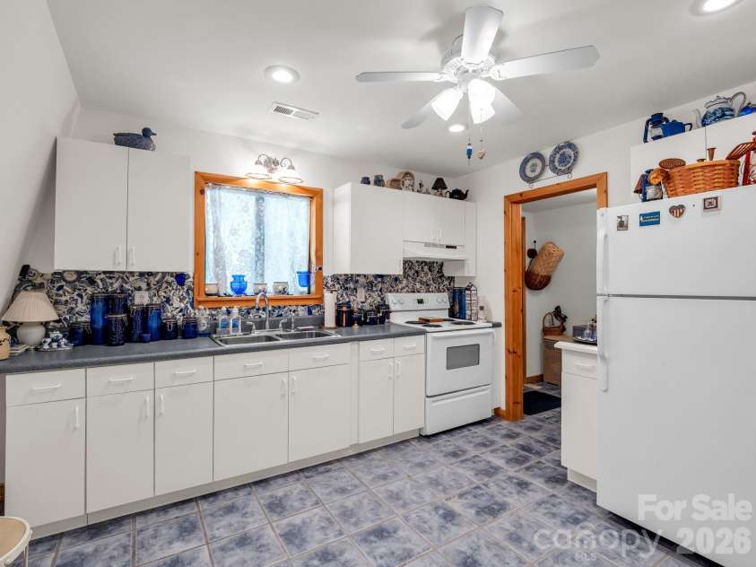 740 Justice Drive, Lake Lure, NC 28746.  MLS# CAR4381493, YatesRealty ID 22044. 